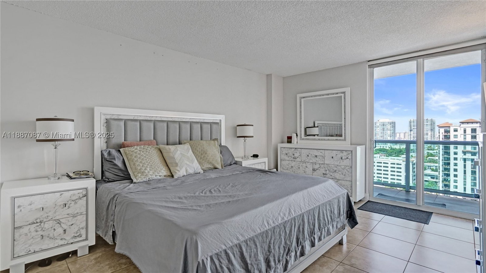 Real estate property located at 100 Bayview Dr #1931, Miami-dade, Arlen House East Condo, Sunny Isles Beach, FL