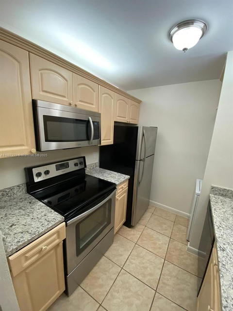 Real estate property located at 10194 Twin Lakes Dr #14-A, Broward, Lakewood Village, Coral Springs, FL