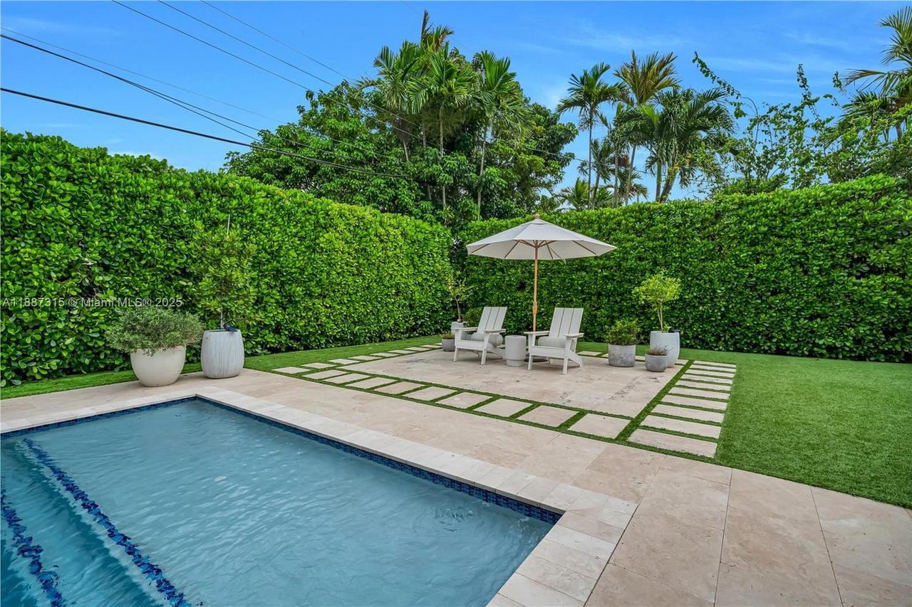 Real estate property located at 8975 83rd St, Miami-dade, Cypress Cove Ests Sec 2, Miami, FL