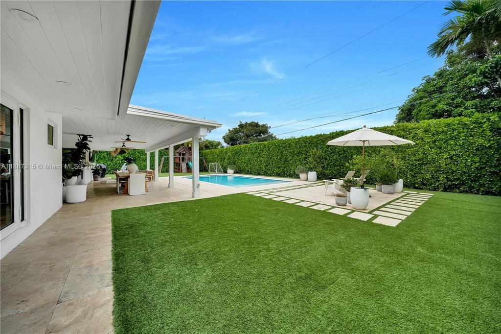 Real estate property located at 8975 83rd St, Miami-dade, Cypress Cove Ests Sec 2, Miami, FL