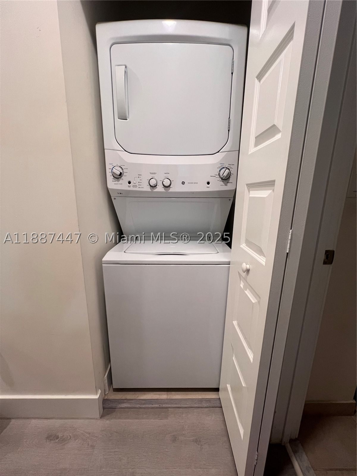 Real estate property located at 10431 82nd St #1, Miami-dade, Highland At Park Central, Doral, FL