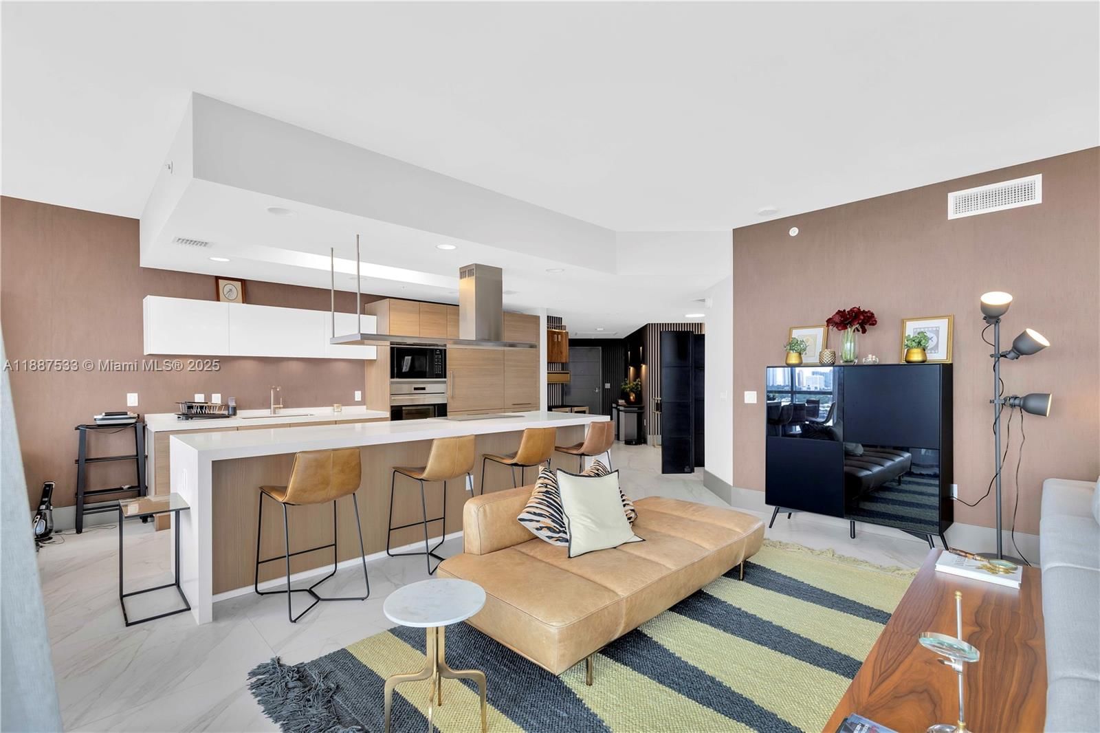 Real estate property located at 17111 Biscayne Blvd #1709, Miami-dade, Marina Palms Residences, North Miami Beach, FL