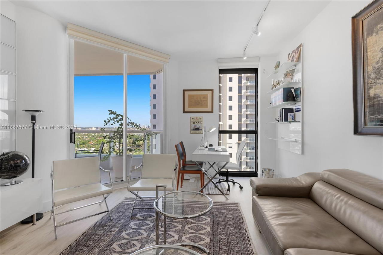 Real estate property located at 21150 Point Pl #1905, Miami-dade, Atlantic Ii At The Point, Aventura, FL