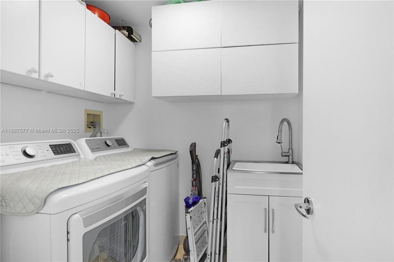 Real estate property located at 21150 Point Pl #1905, Miami-dade, Atlantic Ii At The Point, Aventura, FL