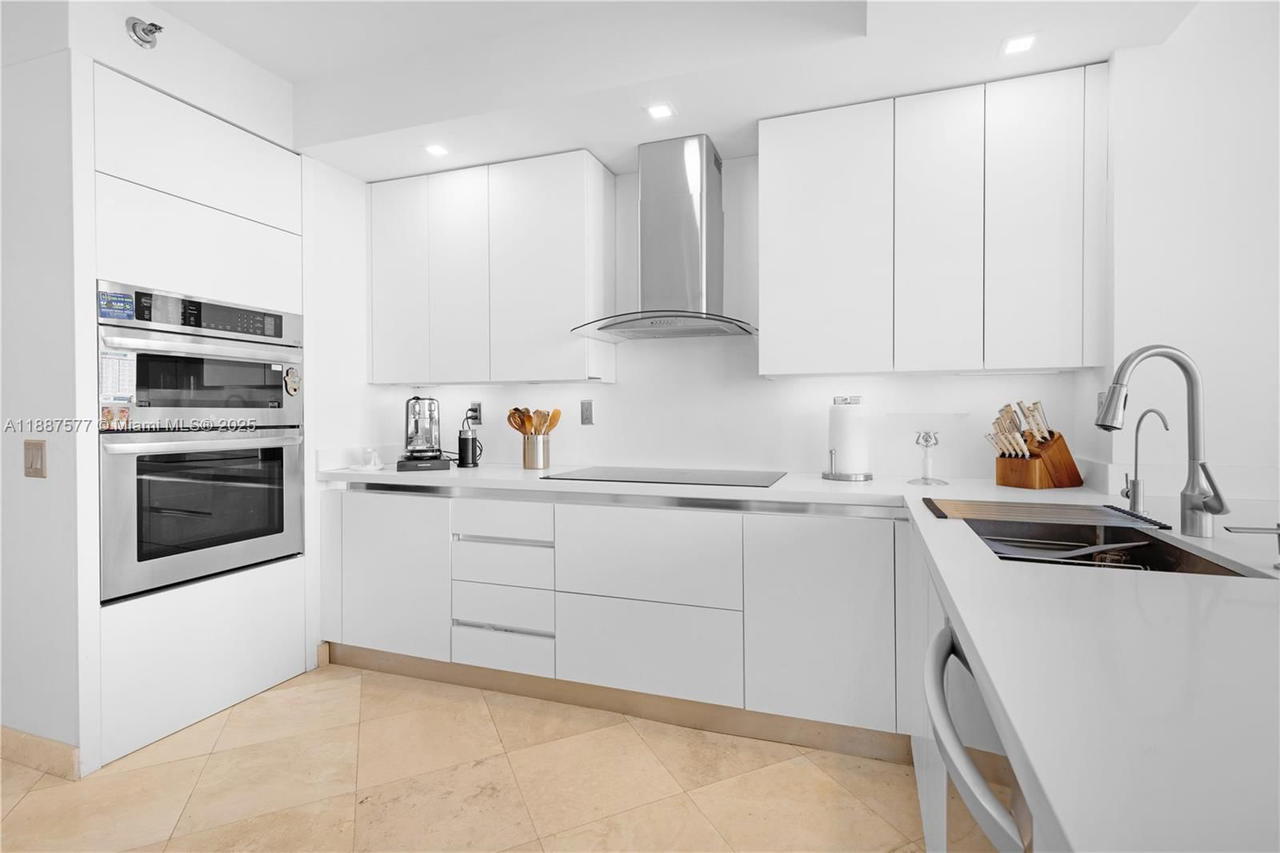 Real estate property located at 21150 Point Pl #1905, Miami-dade, Atlantic Ii At The Point, Aventura, FL