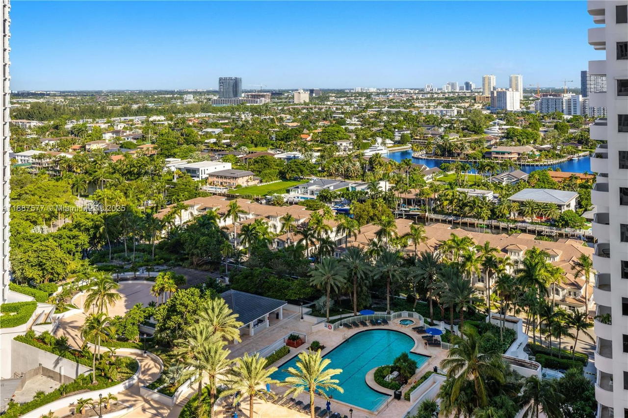Real estate property located at 21150 Point Pl #1905, Miami-dade, Atlantic Ii At The Point, Aventura, FL