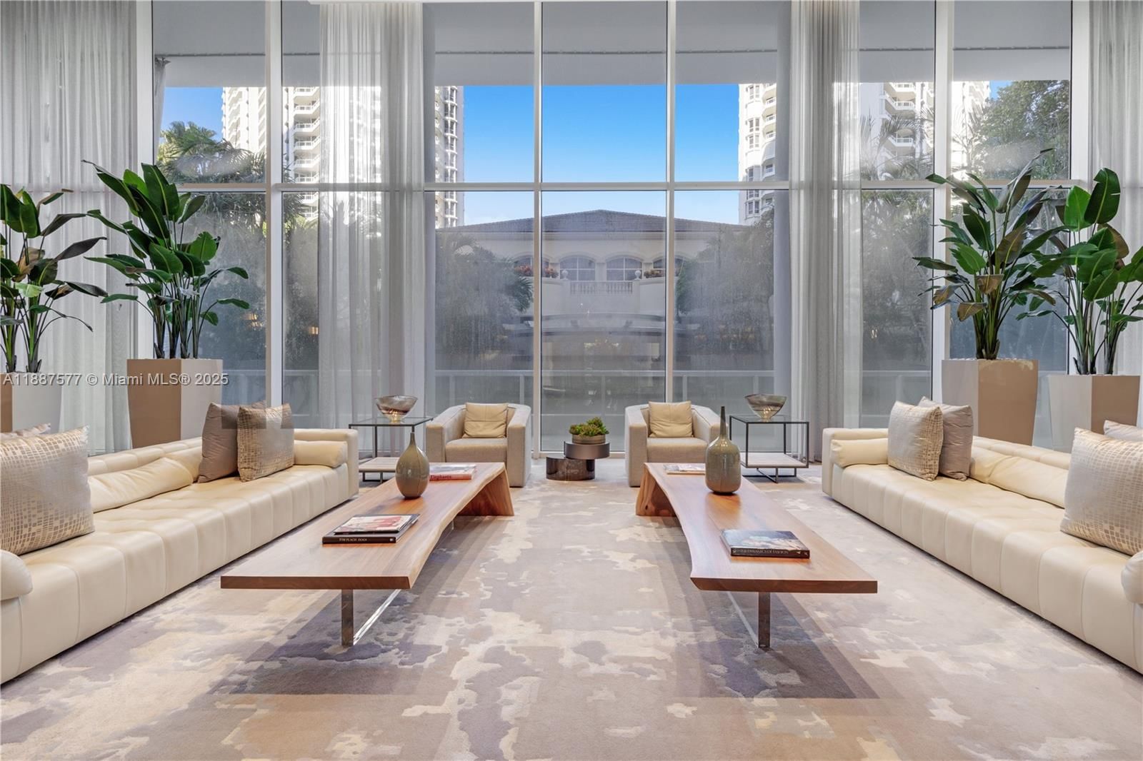 Real estate property located at 21150 Point Pl #1905, Miami-dade, Atlantic Ii At The Point, Aventura, FL