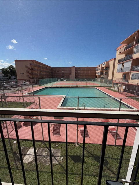 Real estate property located at 1810 56th St #3121, Miami-dade, Palm-east Gardens Condo, Hialeah, FL