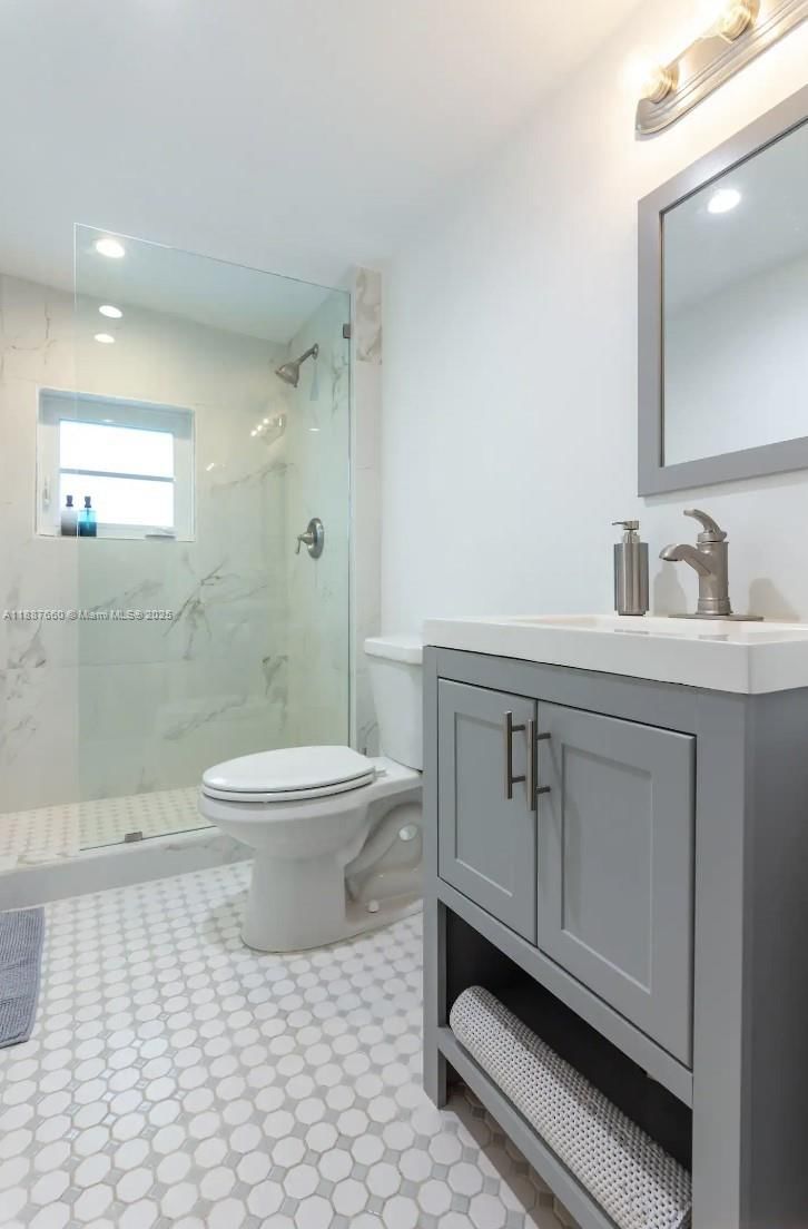 Real estate property located at 4765 Miami Ave, Miami-dade, Shadowlawn, Miami, FL