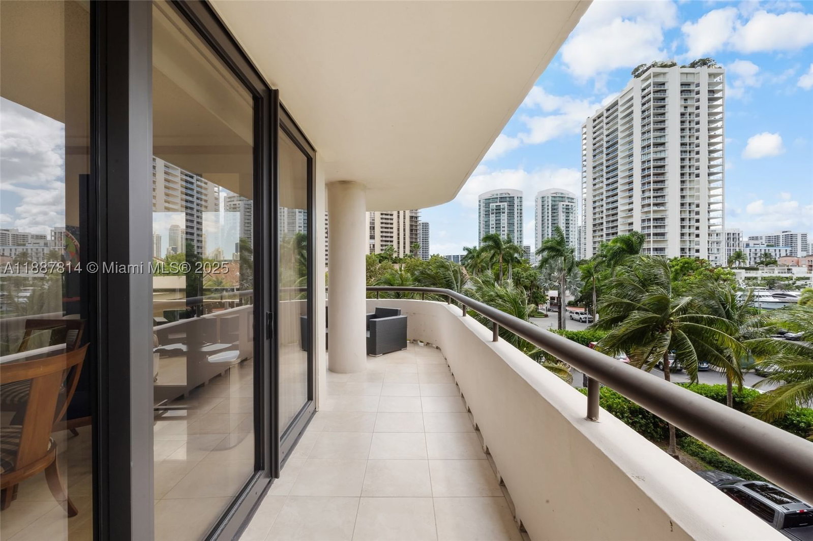 Real estate property located at 19667 Turnberry Way #3D, Miami-dade, Turnberry Isle South Cond, Aventura, FL