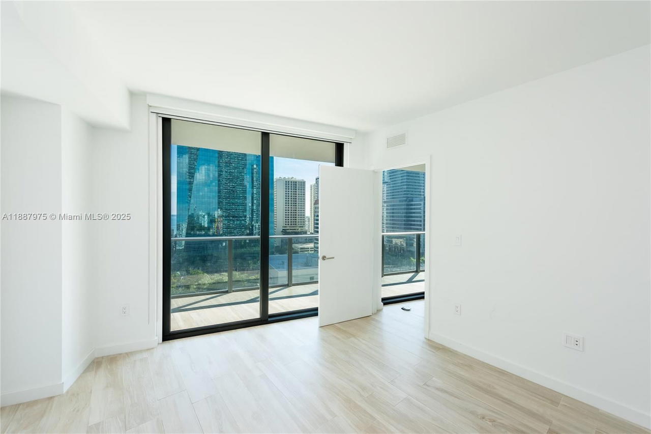 Real estate property located at 1300 Miami Ave #1003, Miami-dade, 1300 S Miami Avenue Condo, Miami, FL