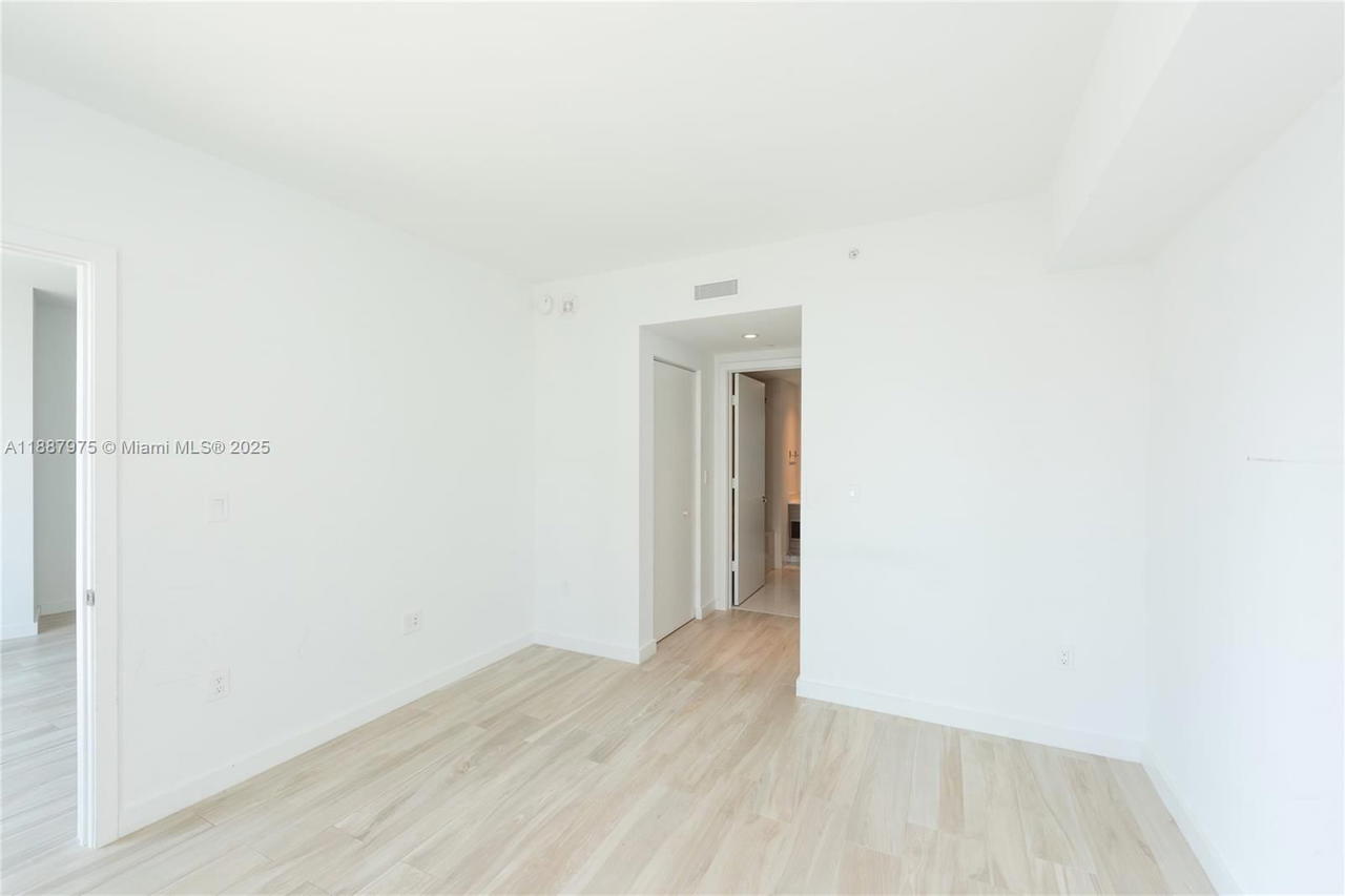 Real estate property located at 1300 Miami Ave #1003, Miami-dade, 1300 S Miami Avenue Condo, Miami, FL