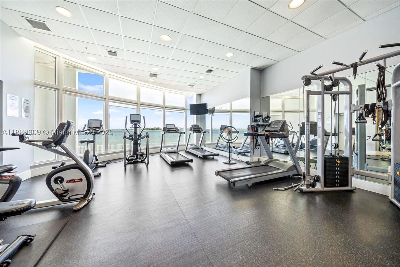 Real estate property located at 725 22nd St #16B, Miami-dade, New Wave Condo, Miami, FL
