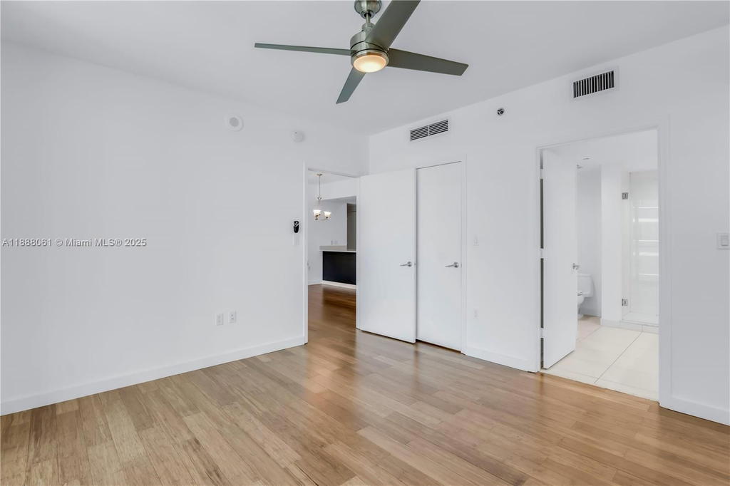 Real estate property located at 55 6th St #3503, Miami-dade, 500 Brickell West Condo, Miami, FL