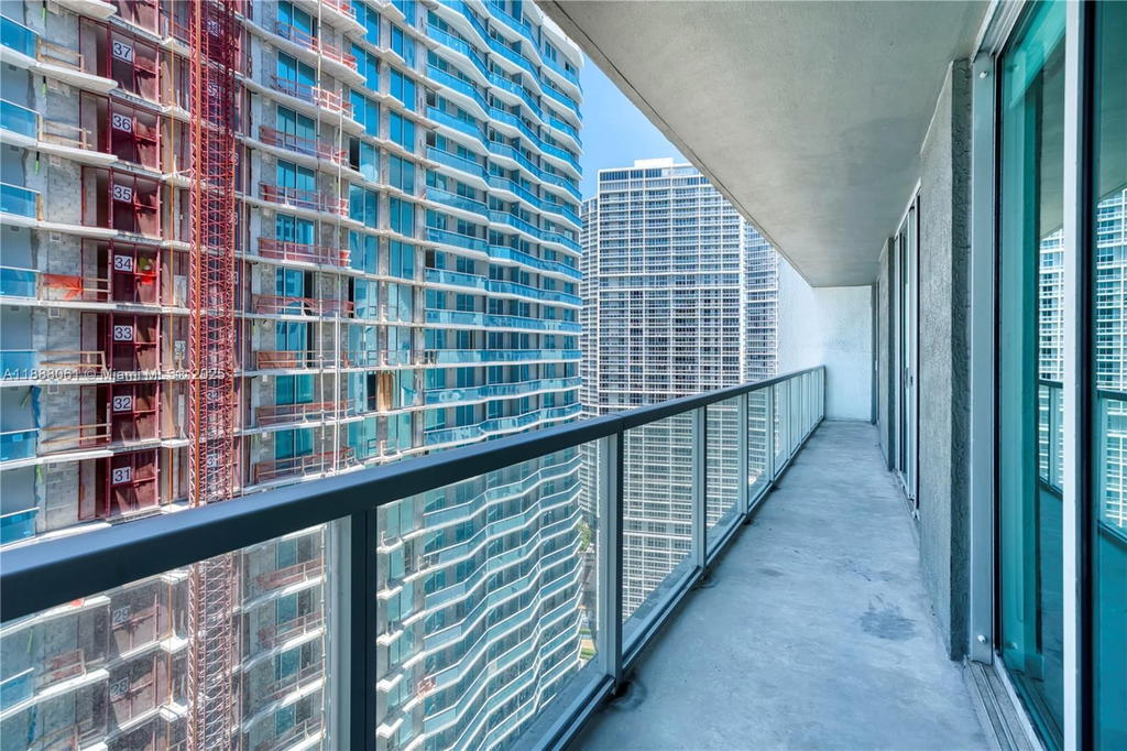 Real estate property located at 55 6th St #3503, Miami-dade, 500 Brickell West Condo, Miami, FL