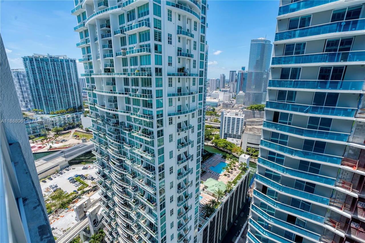 Real estate property located at 55 6th St #3503, Miami-dade, 500 Brickell West Condo, Miami, FL