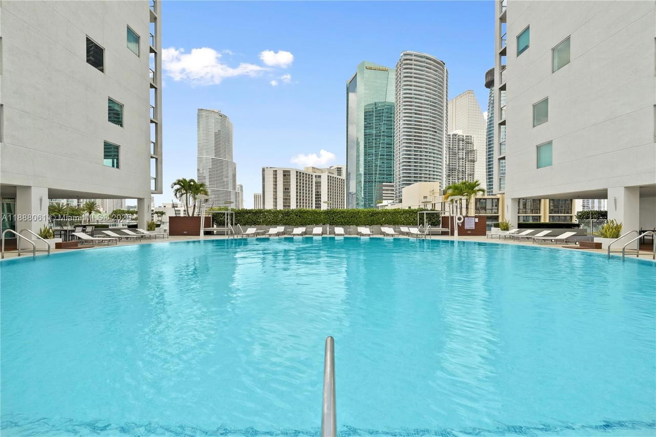 Real estate property located at 55 6th St #3503, Miami-dade, 500 Brickell West Condo, Miami, FL