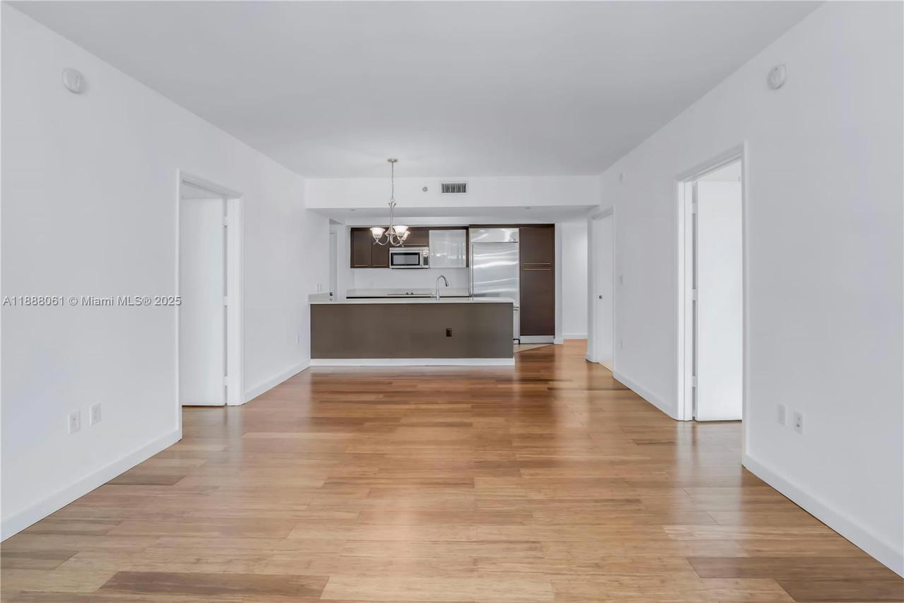 Real estate property located at 55 6th St #3503, Miami-dade, 500 Brickell West Condo, Miami, FL
