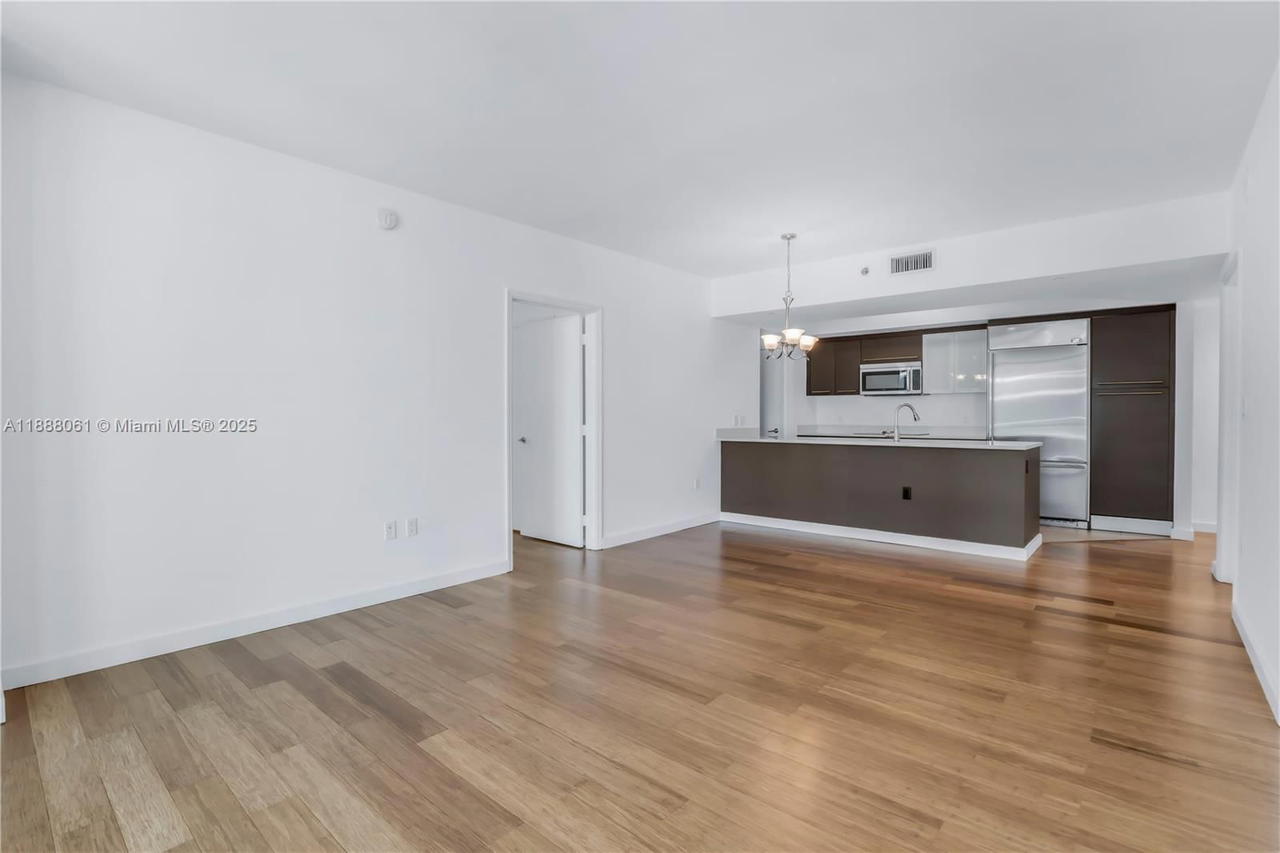 Real estate property located at 55 6th St #3503, Miami-dade, 500 Brickell West Condo, Miami, FL
