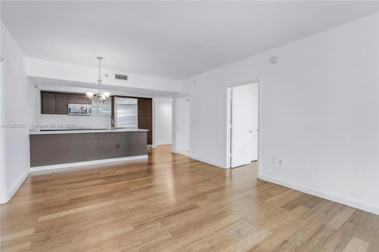 Real estate property located at 55 6th St #3503, Miami-dade, 500 Brickell West Condo, Miami, FL