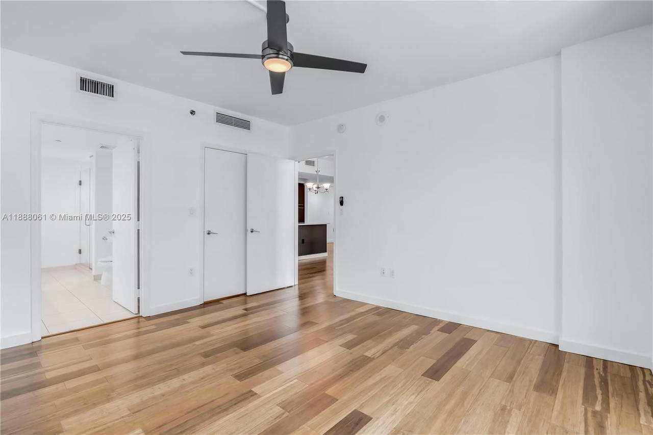 Real estate property located at 55 6th St #3503, Miami-dade, 500 Brickell West Condo, Miami, FL