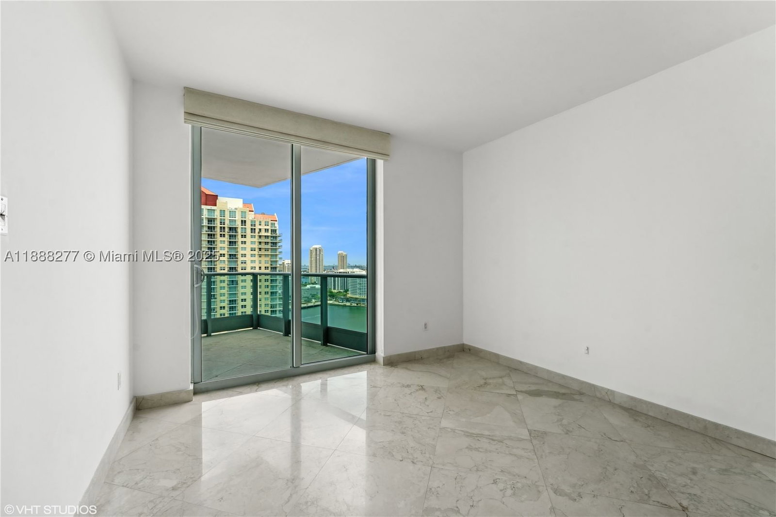 Real estate property located at 1331 Brickell Bay Dr #2802, Miami-dade, Jade Residences At Brickel, Miami, FL
