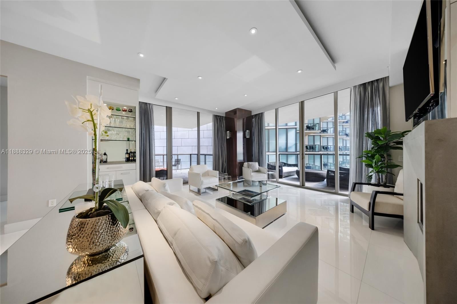 Real estate property located at 9701 Collins Avenue #1204 South, Miami-dade, St Regis Bal Hrbour, Bal Harbour, FL