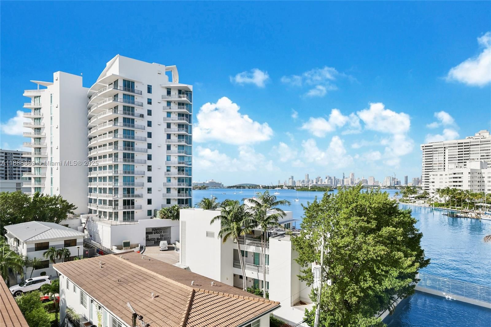 Real estate property located at 1450 Lincoln Rd #606, Miami-dade, Lincoln Bay Towers Condo, Miami Beach, FL