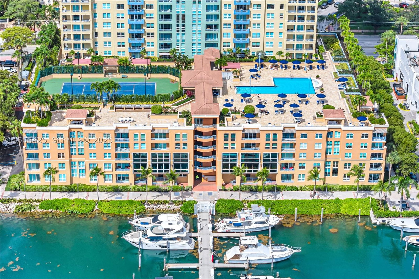 Real estate property located at 90 Alton Rd #1103, Miami-dade, Yacht Club At Portofino C, Miami Beach, FL