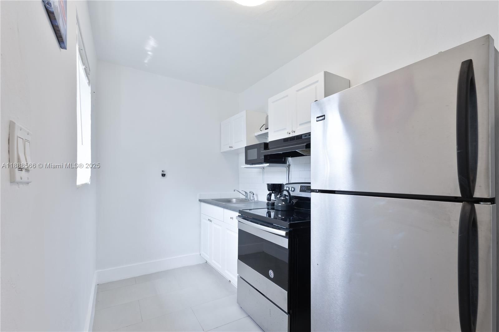 Real estate property located at 1625 Fletcher Street, Broward, Hollywood South Side Add, Hollywood, FL