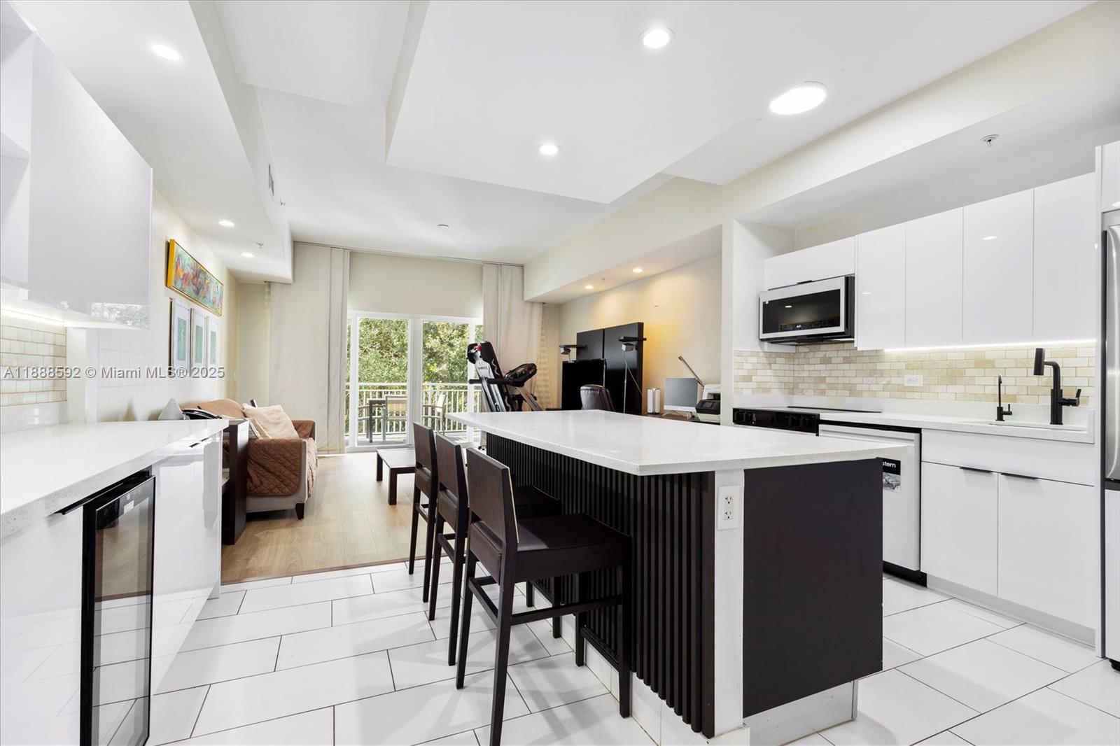 Real estate property located at 5300 87th Ave #1212, Miami-dade, The Blue A Resort Hotel C, Doral, FL