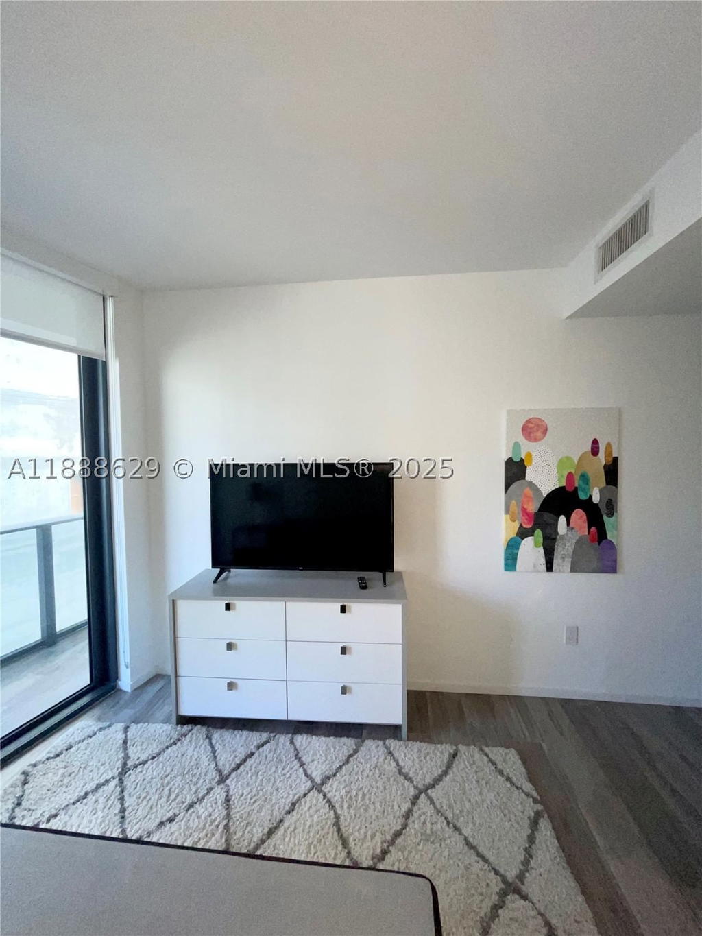 Real estate property located at 801 Miami Ave #3304, Miami-dade, 801 Sma Residences Condo, Miami, FL