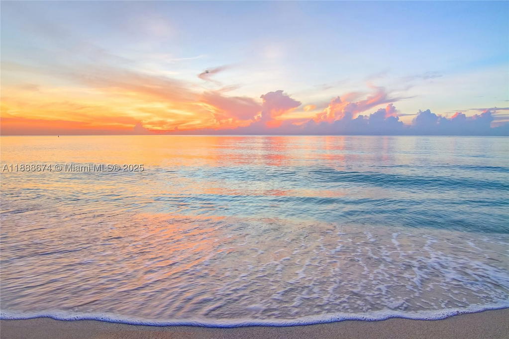 Real estate property located at 6899 Collins Ave #1610, Miami-dade, North Carillon Beach Cond, Miami Beach, FL