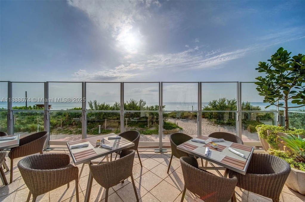 Real estate property located at 6899 Collins Ave #1610, Miami-dade, North Carillon Beach Cond, Miami Beach, FL