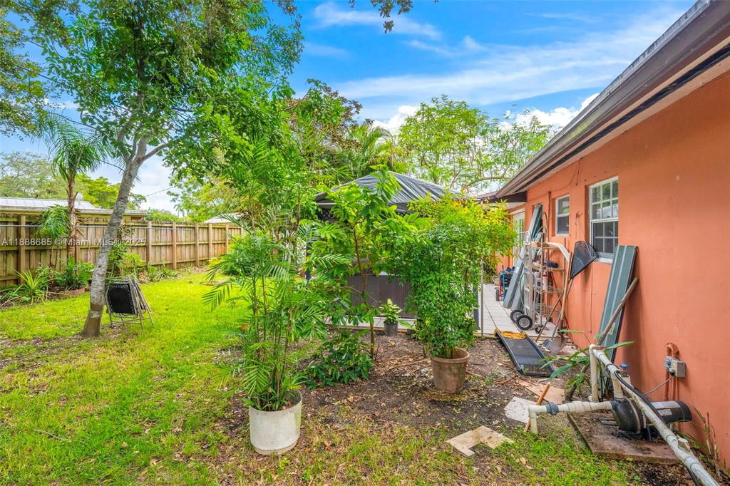 Real estate property located at 9710 74th St, Miami-dade, Heftler Homes Sunset Park, Miami, FL