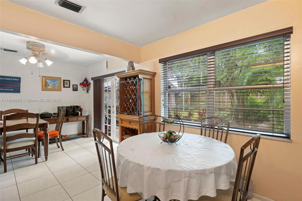 Real estate property located at 9710 74th St, Miami-dade, Heftler Homes Sunset Park, Miami, FL