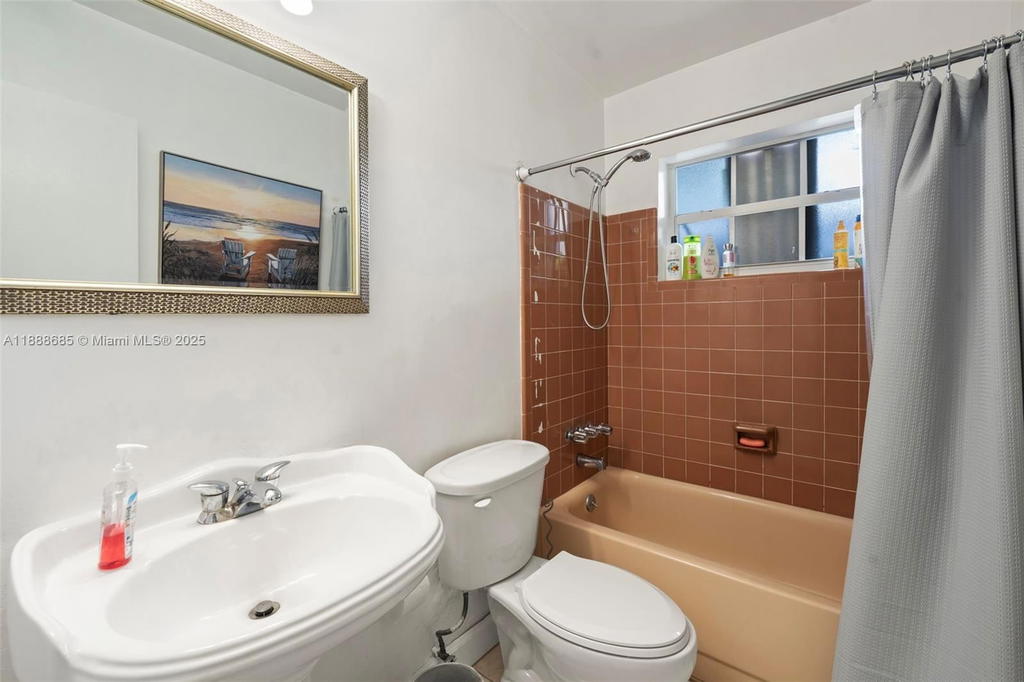 Real estate property located at 9710 74th St, Miami-dade, Heftler Homes Sunset Park, Miami, FL
