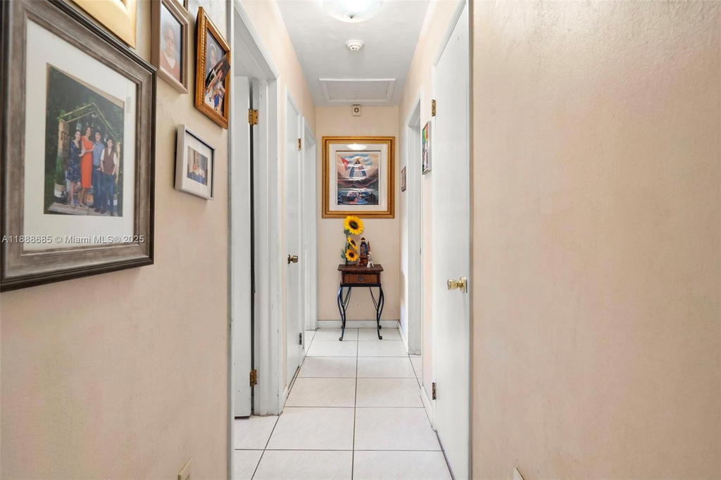 Real estate property located at 9710 74th St, Miami-dade, Heftler Homes Sunset Park, Miami, FL
