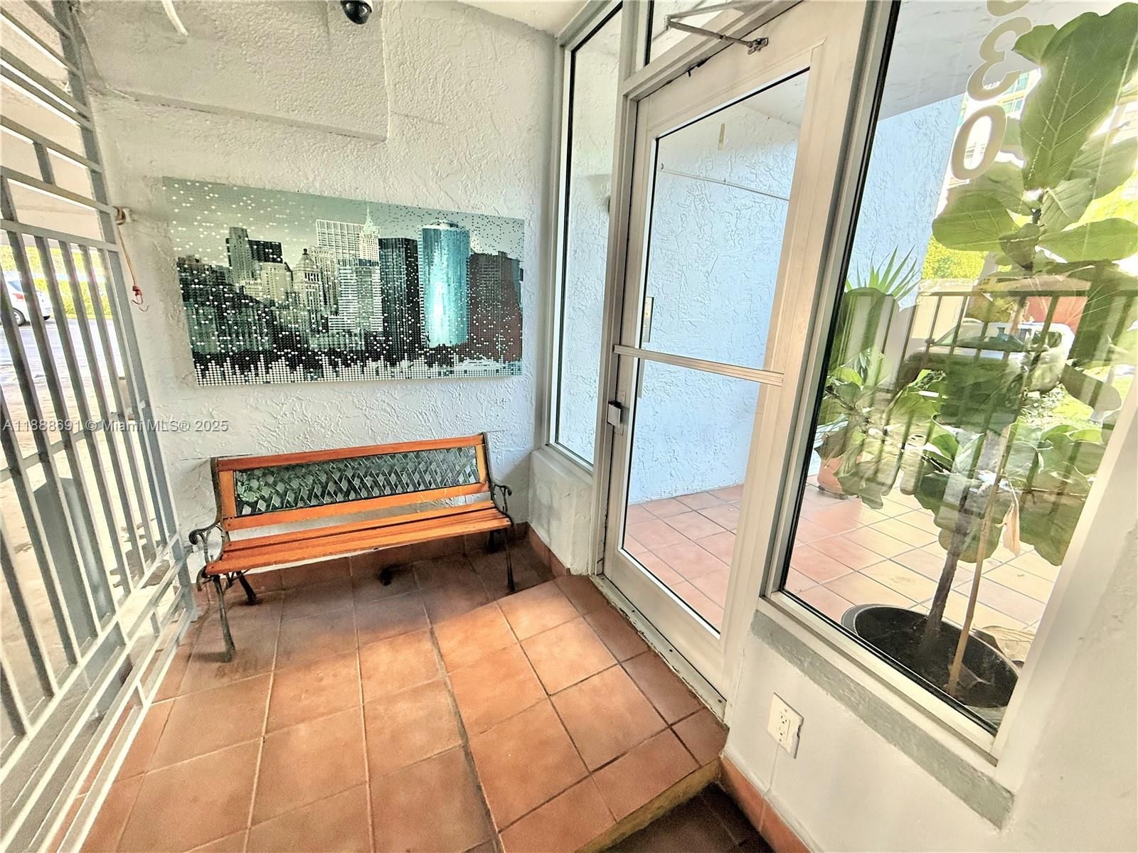 Real estate property located at 2530 3rd Ave #206, Miami-dade, Coral Way Manor Condo, Miami, FL