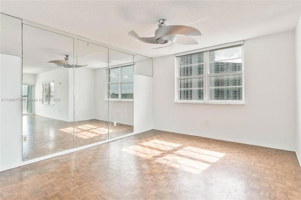 Real estate property located at 300 Bayview Dr #716, Miami-dade, Arlen House Condo, Sunny Isles Beach, FL
