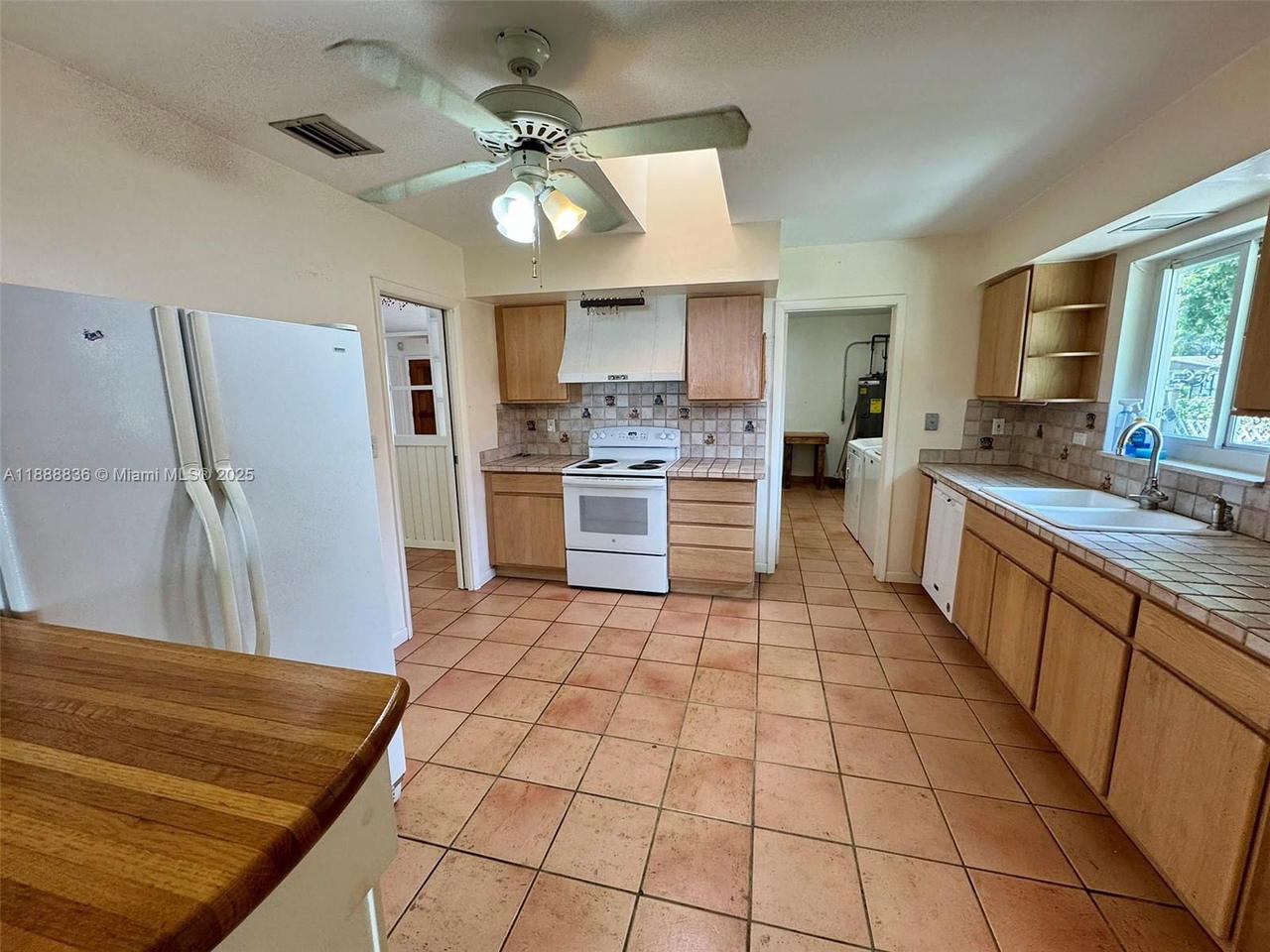 Real estate property located at 9765 74th St, Miami-dade, Heftler Homes Sunset Park, Miami, FL