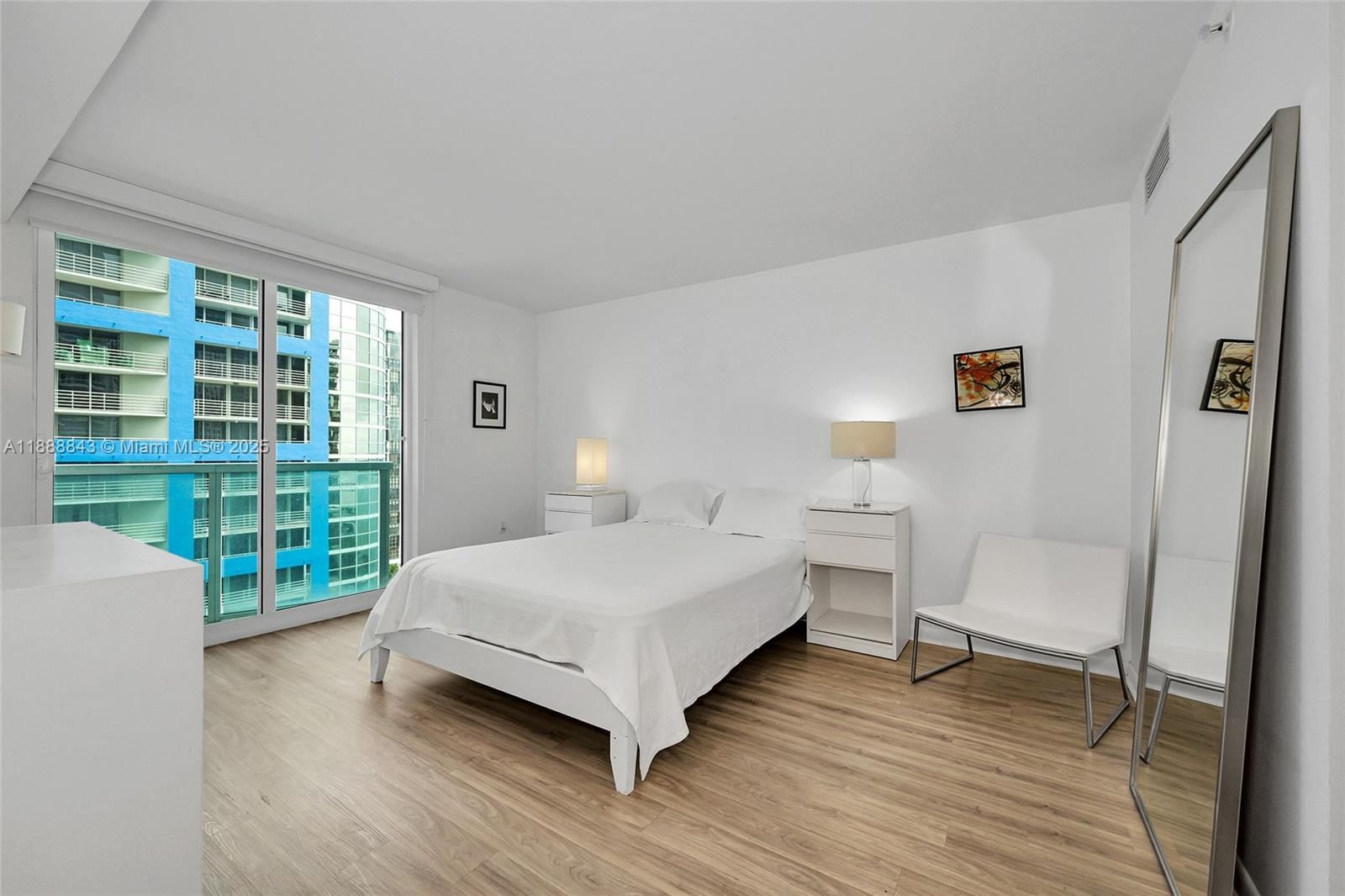 Real estate property located at 2101 BRICKELL AVENUE #905, Miami-dade, Skyline Condo, Miami, FL