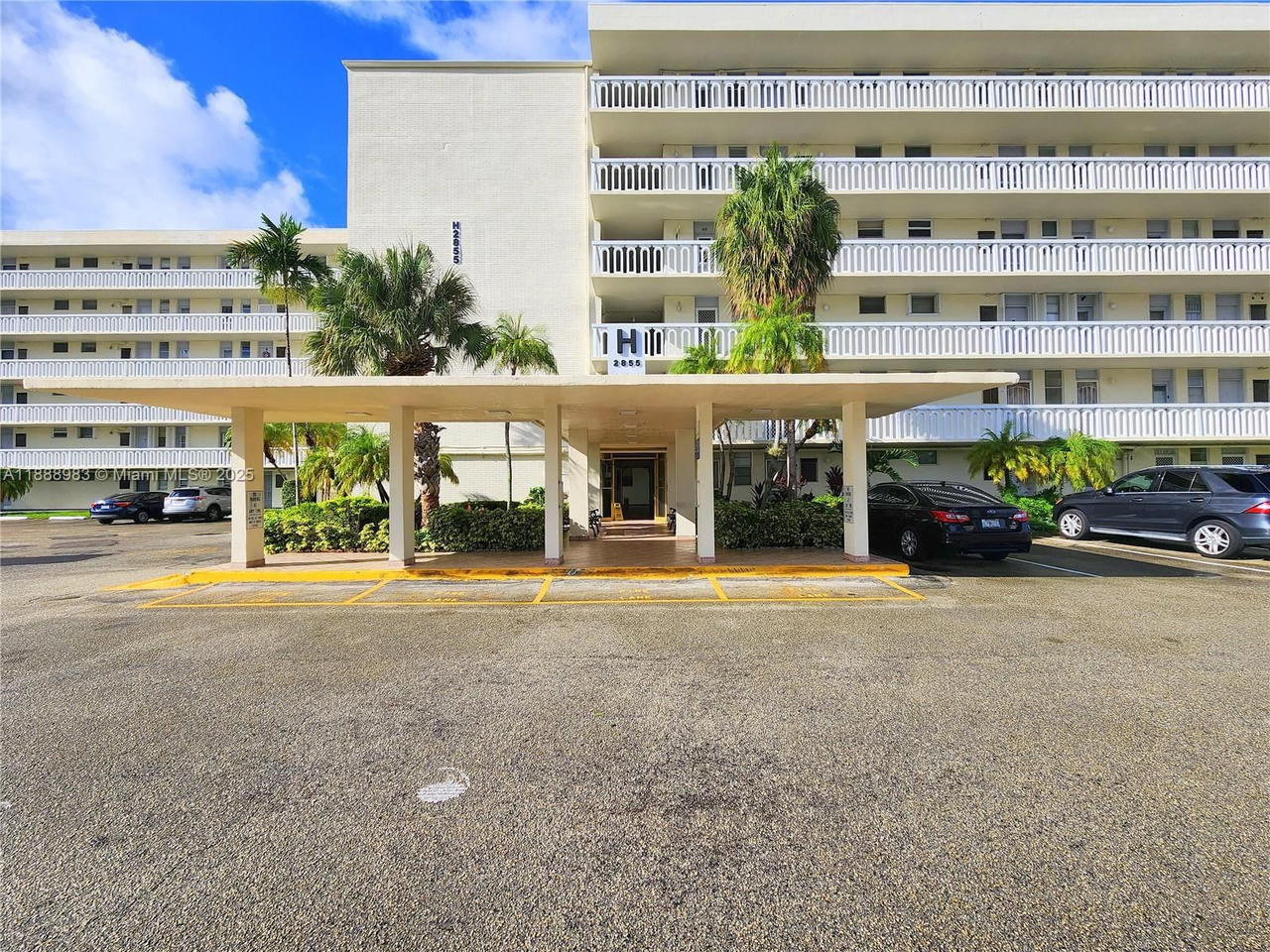 Real estate property located at 2855 Leonard Dr H205, Miami-dade, Point East Sec Ii Condo, Aventura, FL