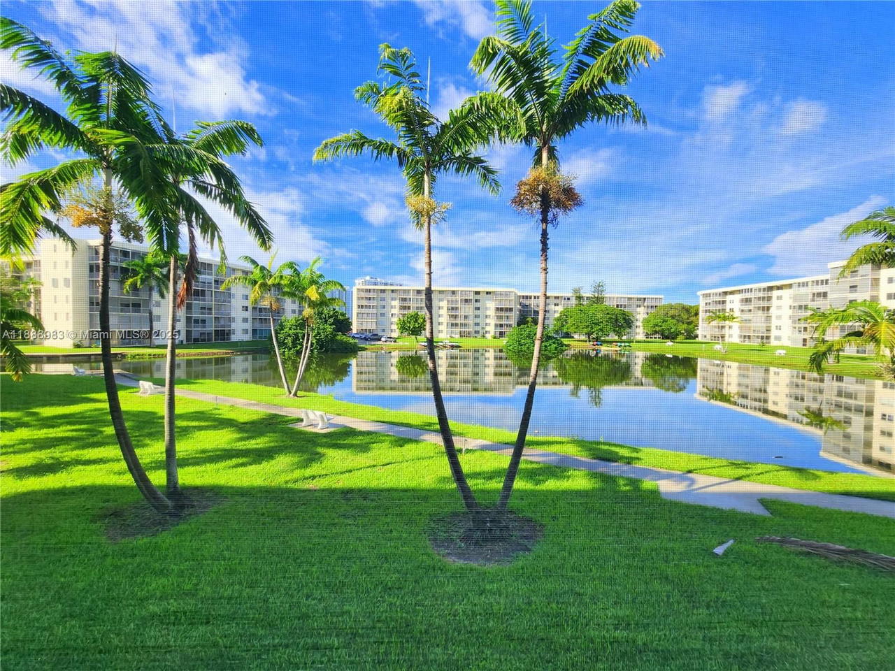 Real estate property located at 2855 Leonard Dr H205, Miami-dade, Point East Sec Ii Condo, Aventura, FL