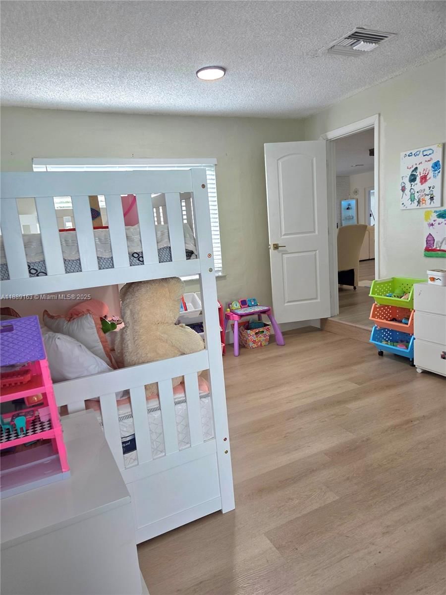Real estate property located at 5920 94th Ave, Miami-dade, Darlington Manor, Miami, FL