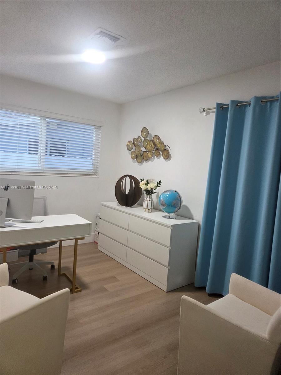 Real estate property located at 5920 94th Ave, Miami-dade, Darlington Manor, Miami, FL