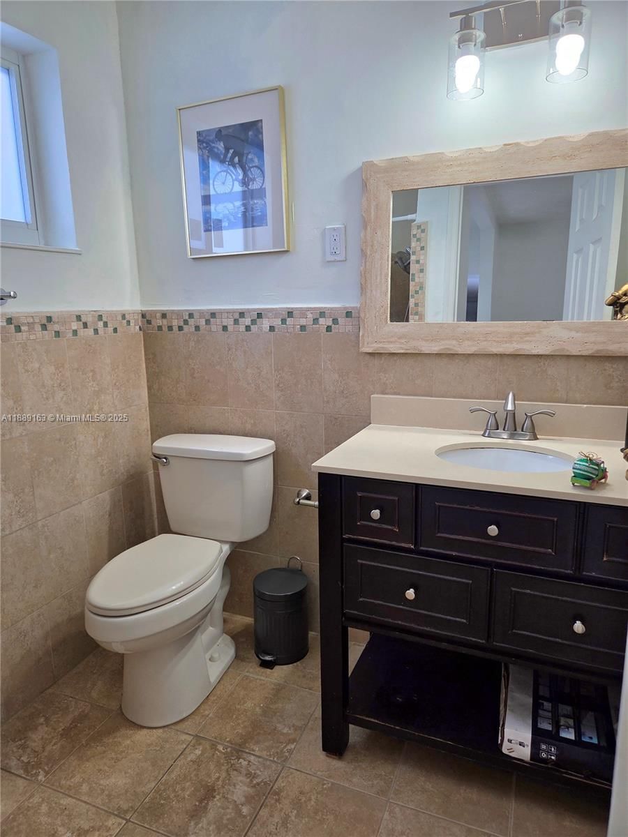 Real estate property located at 5920 94th Ave, Miami-dade, Darlington Manor, Miami, FL