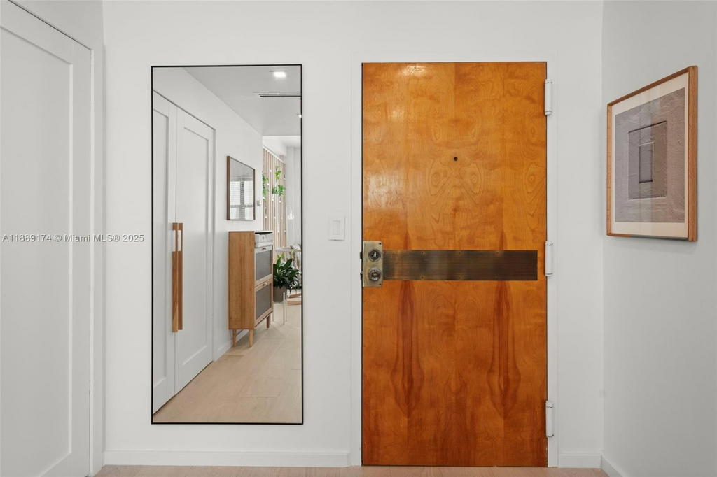Real estate property located at 1390 Ocean Dr #202, Miami-dade, 1390 Ocean Drive Condo, Miami Beach, FL