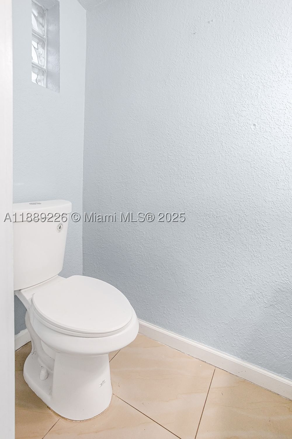 Real estate property located at 7000 15th Ct, Miami-dade, Lake Orleans West, Hialeah, FL