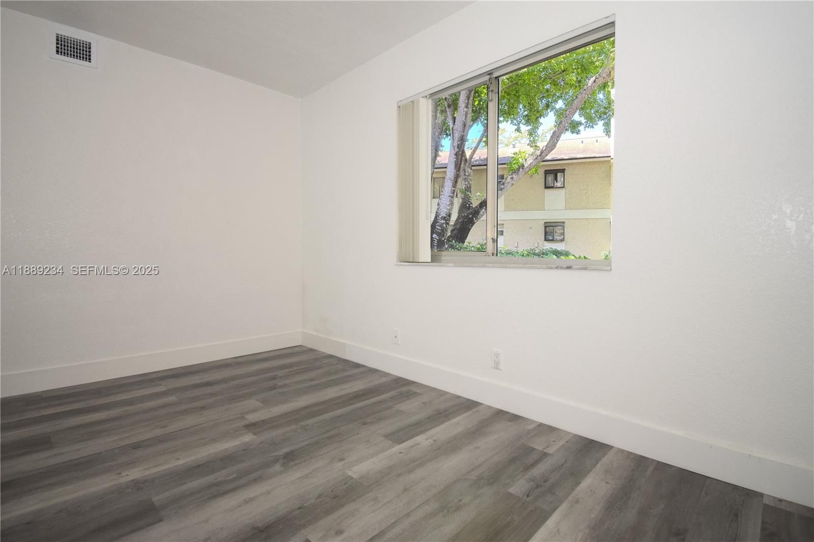Real estate property located at 301 Gardens Dr #102, Broward, Gardens North Six Condo, Pompano Beach, FL